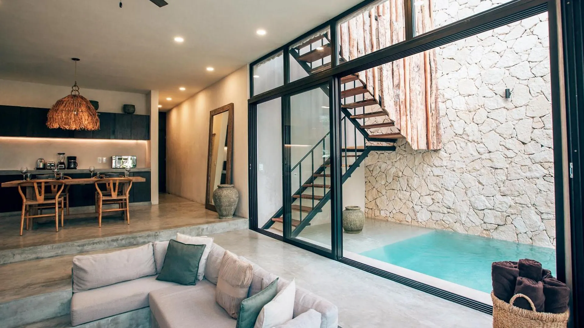Luxury Jungle Villa-Pvt Pool -100Mbs- Concierge 8A Tulum Pueblo 0*,  Mexico